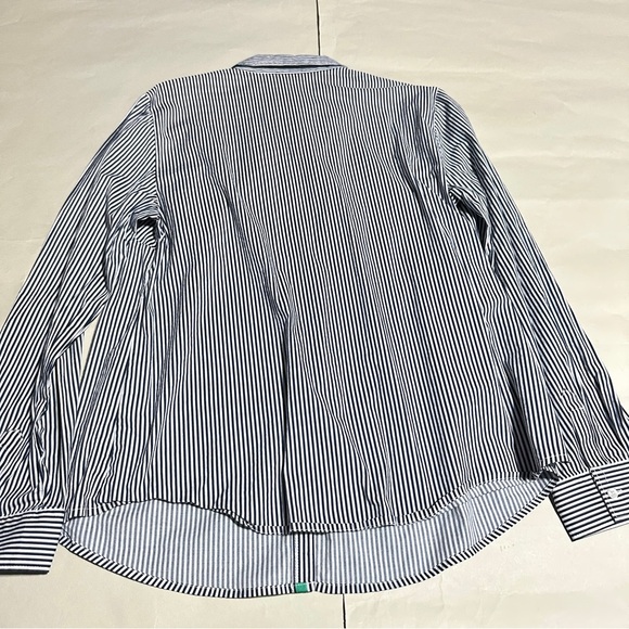 Rafaella Weekend Button Down Shirt XL Blue White Stripe Stretch Cotton Top - Picture 2 of 7